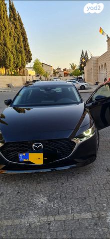 מודעת רכב מאזדה 3