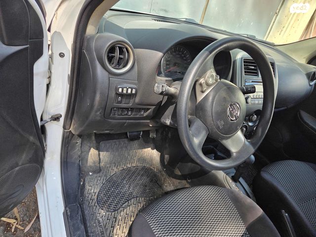 מודעת רכב ניסאן מיקרה