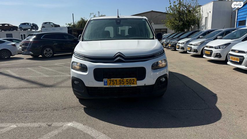 מודעת רכב סיטרואן ברלינגו