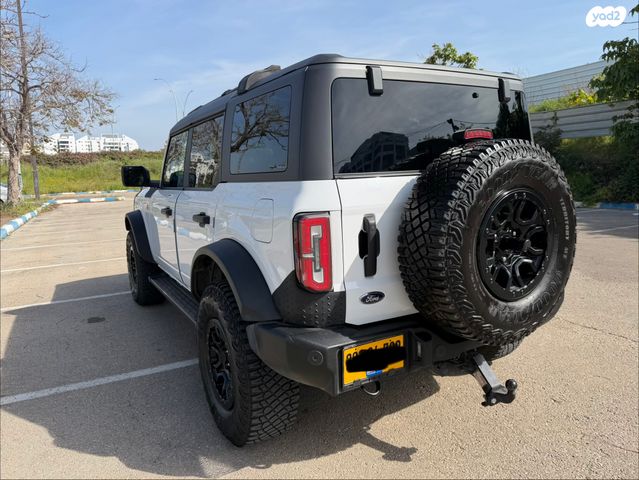 מודעת רכב פורד ברונקו