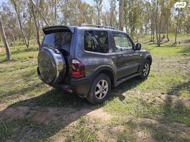 מודעת רכב מיצובישי פג'רו