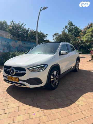 מודעת רכב מרצדס-בנץ GLA