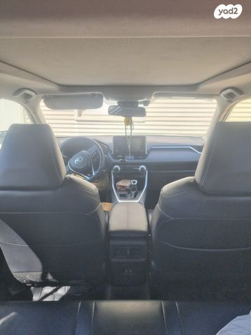 מודעת רכב טויוטה RAV4