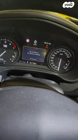 מודעת רכב קאדילק XT4