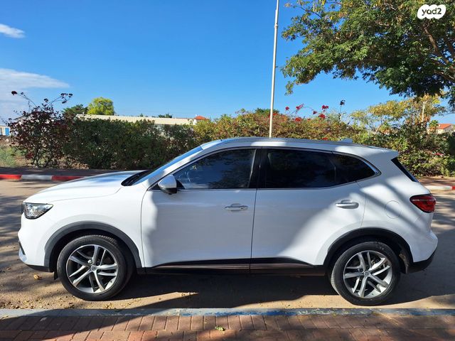 מודעת רכב אם ג'י EHS PHEV