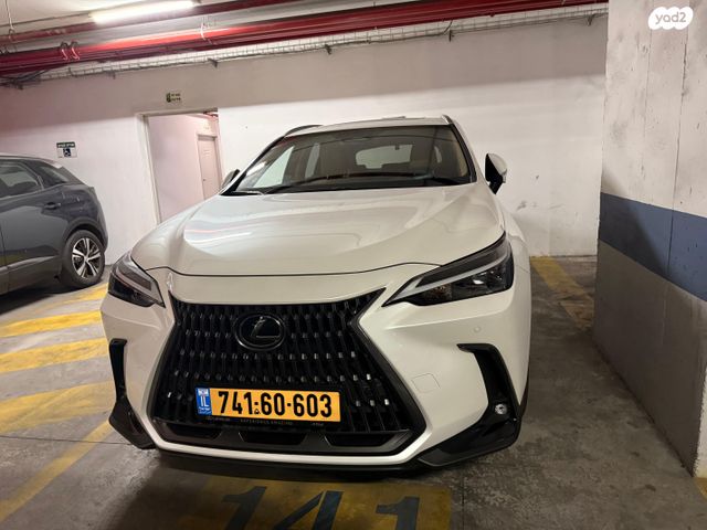 מודעת רכב לקסוס NX