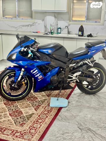 מודעת רכב ימאהה YZF-R1