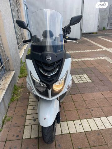 מודעת רכב סאן יאנג ג'וי רייד 200