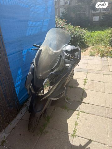 מודעת רכב קימקו AK 550