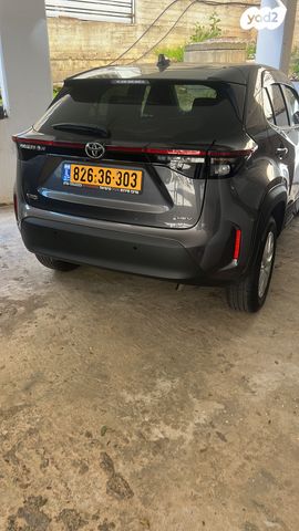 מודעת רכב טויוטה יאריס קרוס