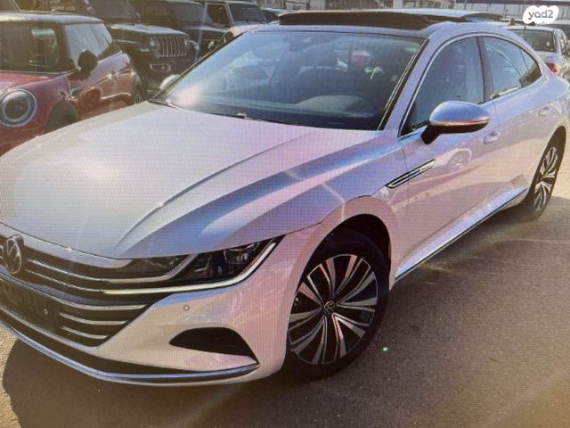 מודעת רכב פולקסווגן ארטאון