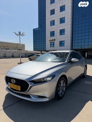 מודעת רכב מאזדה 3