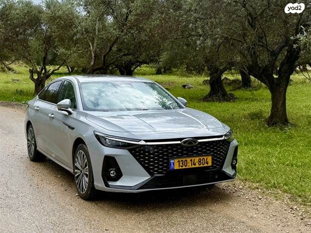 מודעת רכב צ׳רי אריזו 8