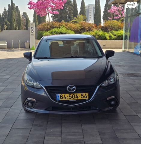 מודעת רכב מאזדה 3