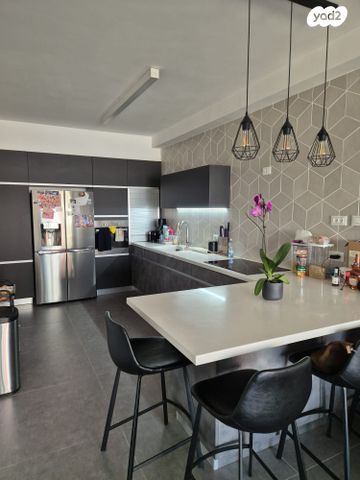 מיכל לייב כץ 48