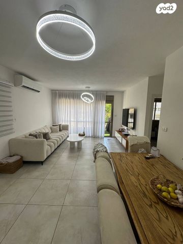 מרדכי מוטלה רוזנשטיין 19