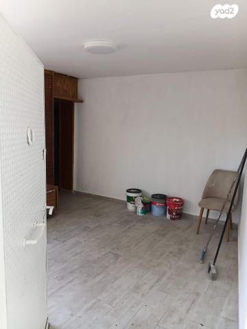 שדרות אבא חושי 1