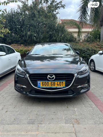 מודעת רכב מאזדה 3