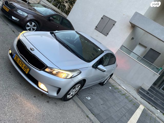 מודעת רכב קיה פורטה 