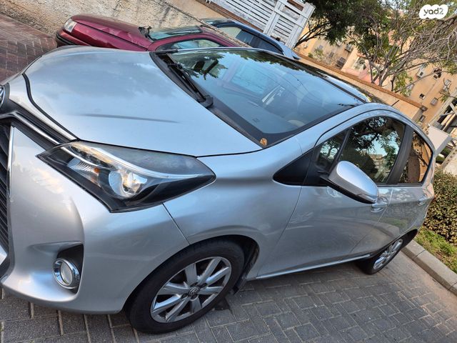 מודעת רכב טויוטה יאריס