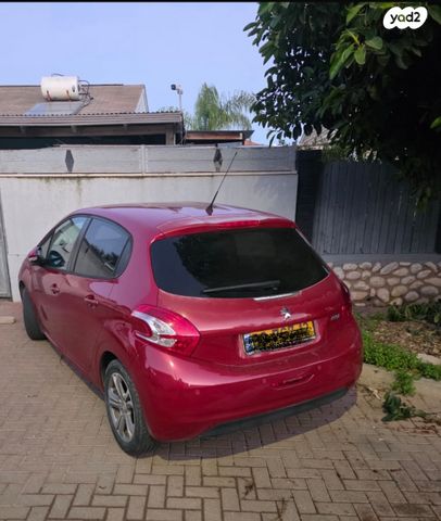 מודעת רכב פיג'ו 208