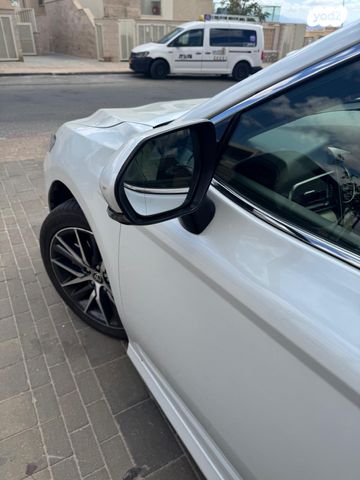 מודעת רכב טויוטה קאמרי