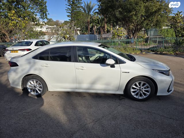 מודעת רכב טויוטה קורולה