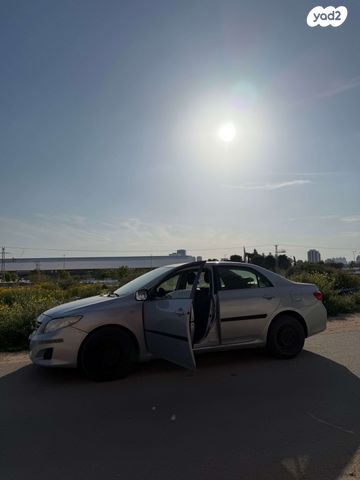 מודעת רכב טויוטה קורולה