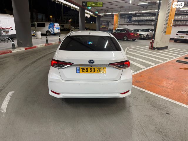 מודעת רכב טויוטה קורולה