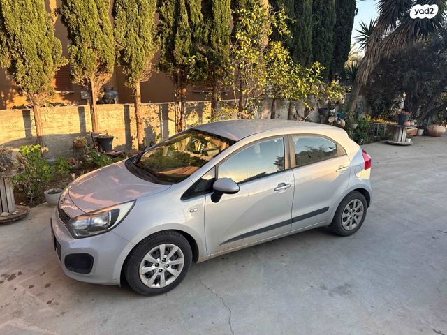 מודעת רכב קיה ריו