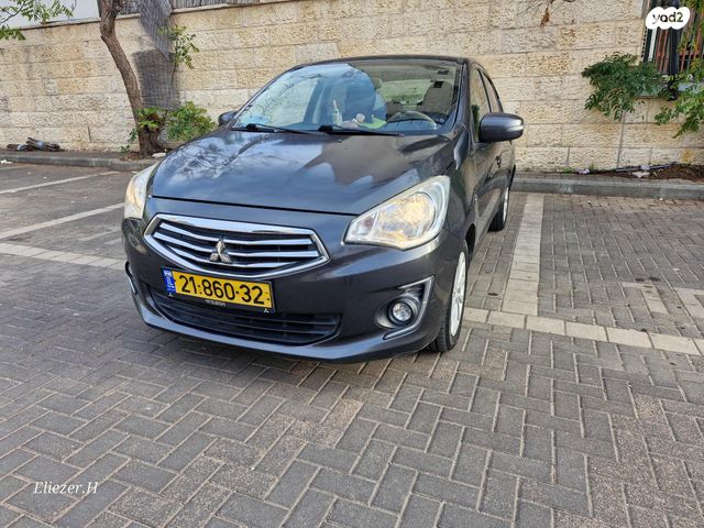 מודעת רכב מיצובישי אטראז'