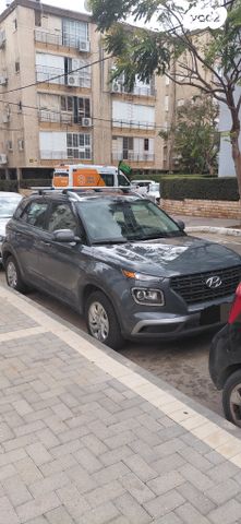 מודעת רכב יונדאי וניו