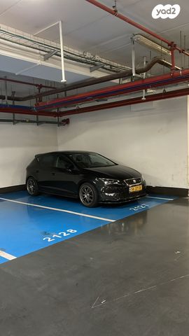 מודעת רכב סיאט לאון