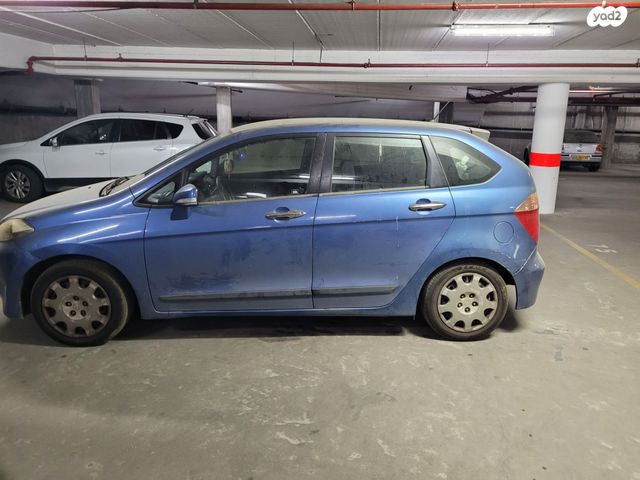 מודעת רכב הונדה FR-V