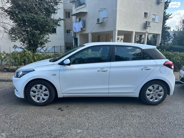 מודעת רכב יונדאי i20