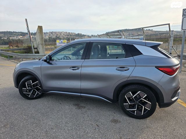 מודעת רכב בי.ווי.די אטו 3