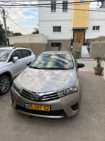 מודעת רכב טויוטה קורולה