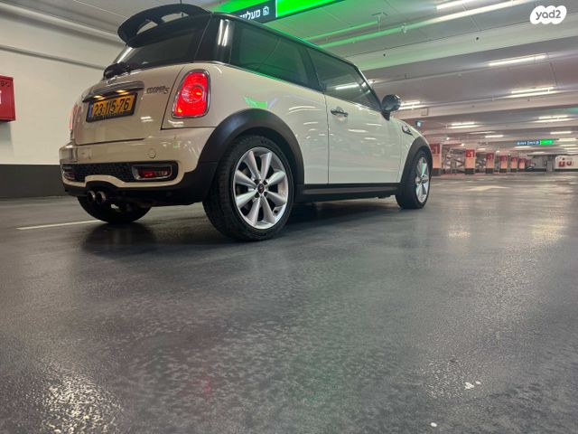מודעת רכב מיני קופר