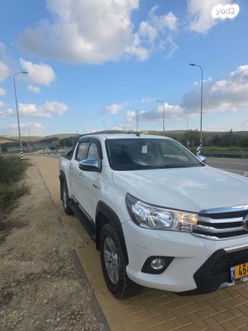 מודעת רכב טויוטה היילקס