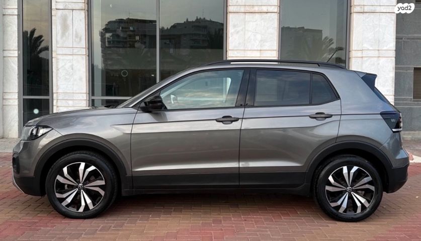 מודעת רכב פולקסווגן T-קרוס