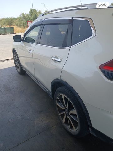 מודעת רכב ניסאן אקס טרייל