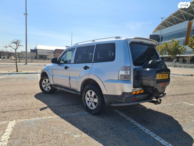 מודעת רכב מיצובישי פג'רו