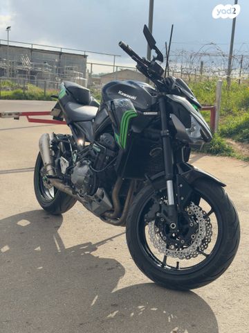 מודעת רכב קאוואסאקי Z900