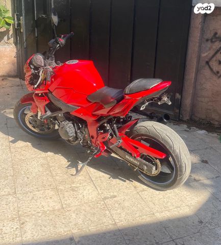 מודעת רכב סוזוקי GSR750