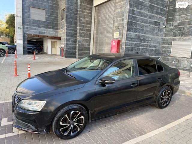 מודעת רכב פולקסווגן ג'טה 