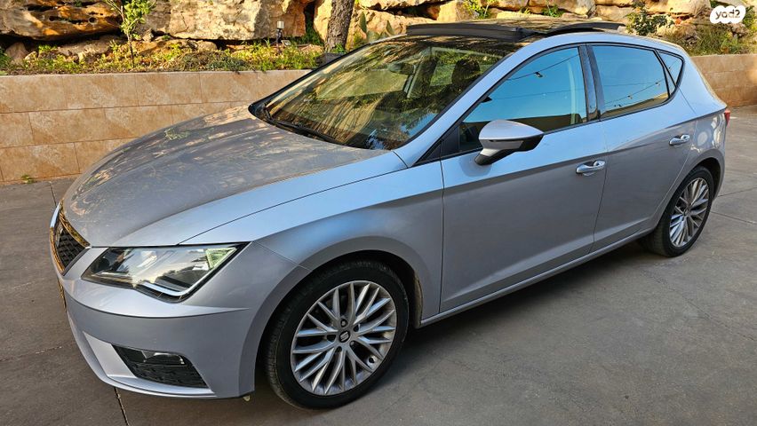 מודעת רכב סיאט לאון