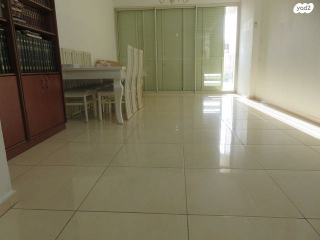 הרב צירלסון 7