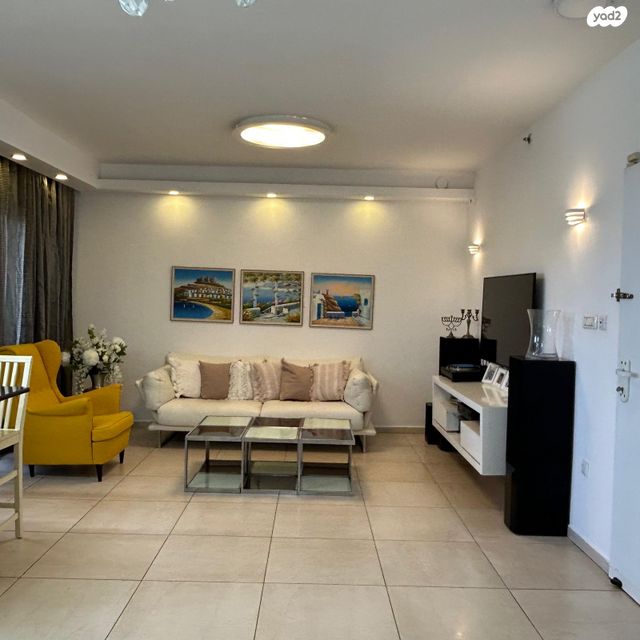 המגדל הלבן 4