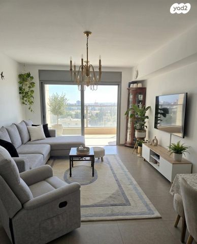 שדרות כרמי גת 4