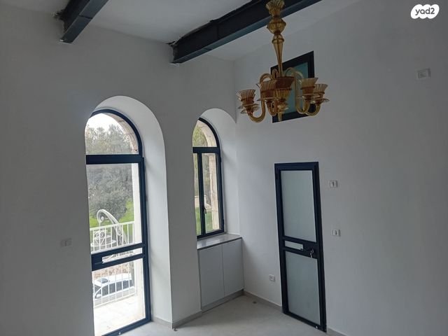 גרשון אגרון 26